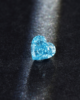 IGI certificó el diamante sintético 100% del diamante del CVD de la forma azul intensa de lujo del corazón 2ct