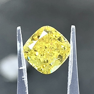 0.55ct Creado en laboratorio Diamantes amarillos Cuadrado Cushion Forma elegante Amarillo vivo Certificado IGI