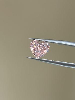 Fancy Intense Rosa Forma de corazón Diamantes cultivados en laboratorio Diamantes certificados por IGI Diamantes rosados