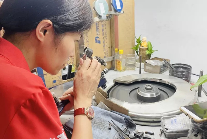 Certificación sintética crecida laboratorio primero flojo 4 de Marquise Shape 2ct~2.6ct Diamond With IGI de la fuente del CVD del diamante