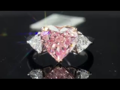 CVD 4.19ct tres de piedra estilo corazón rosa de laboratorio crecido anillo de diamante oro 18k